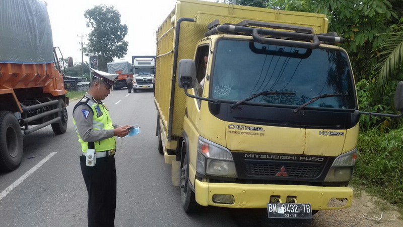 Polsek Siak Hulu Gelar Razia di Jalan Raya Pasir Putih